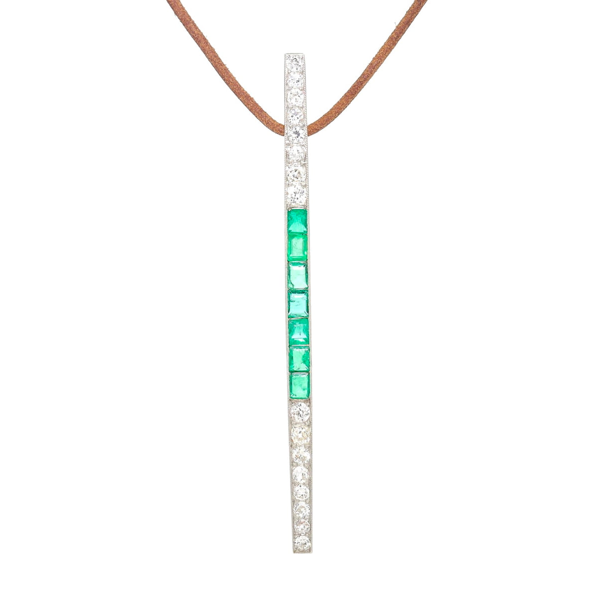 Art Deco Anhänger(ehemals Brosche) aus 750er Gelbgold/Platin mit Smaragden und Diamanten, hängend frontal