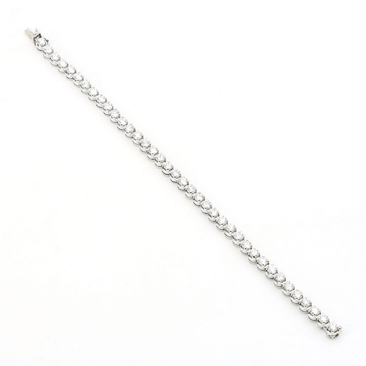 Luxuriöses Tennisarmband in 750er Weißgold mit insgesamt ca. 7,5 ct Brillanten, lang Draufsicht