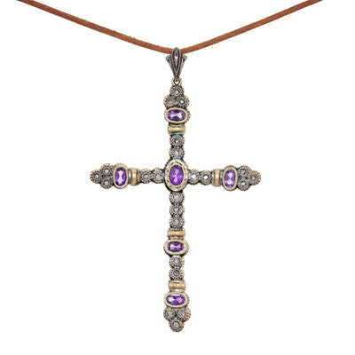 Großer Kreuz-Anhänger um 1910 in 585er Gold, Silber mit Amethysten und Diamanten, hängend frontal