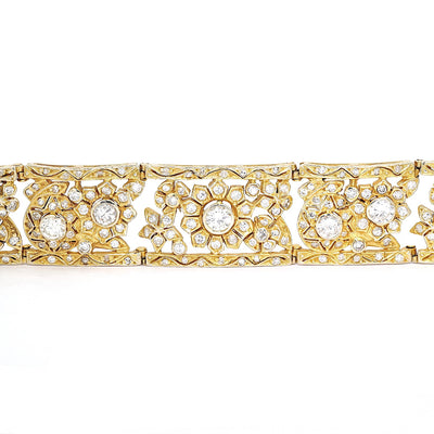 Armband in 585er Gelbgold mit insgesamt ca. 6,2 ct  Brillanten und Diamanten, liegend frontal Nahaufnahme