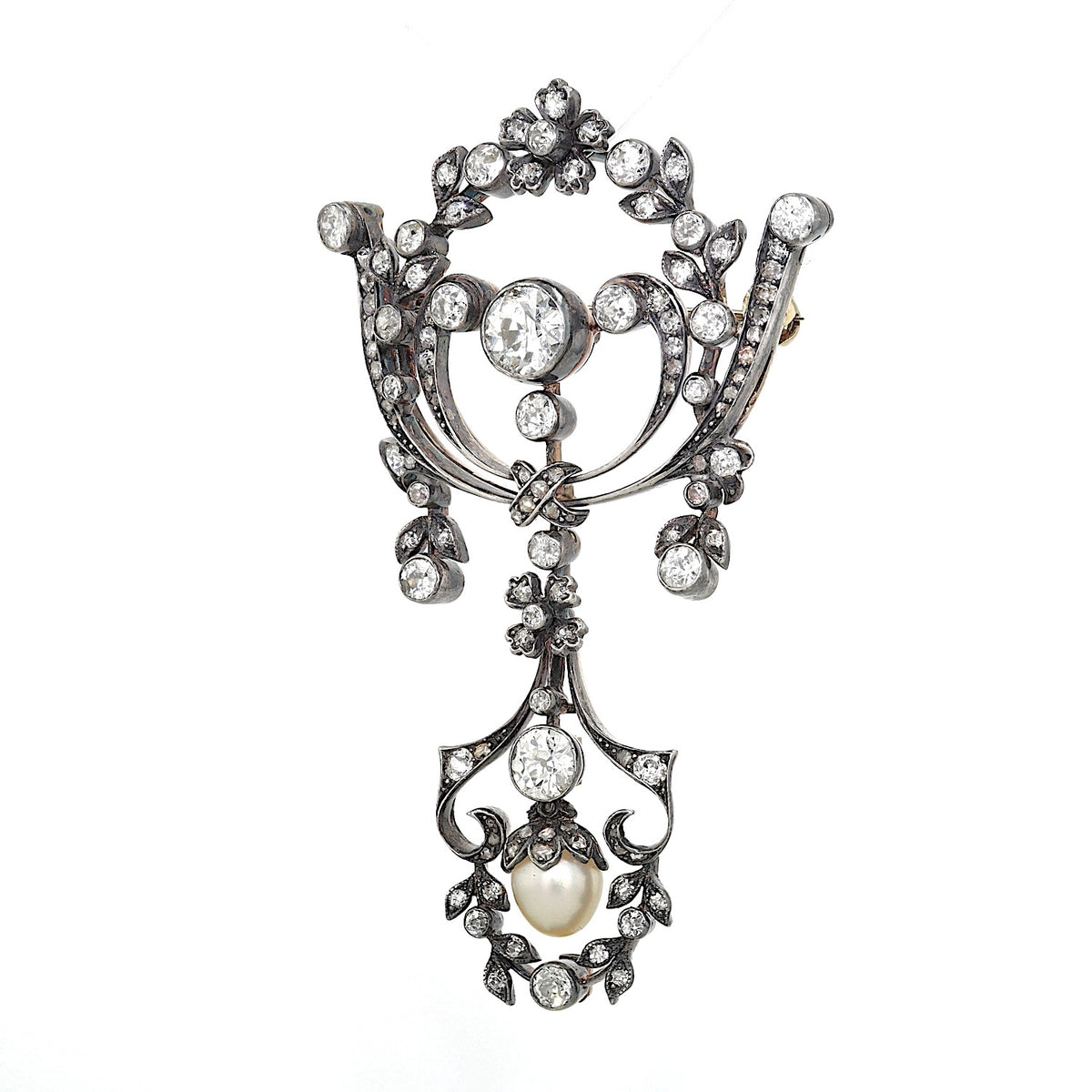Viktorianische Brosche aus 585er Gold und Silber mit insgesamt ca. 2,8 ct Diamanten und einer Naturperle, hängend links gedreht