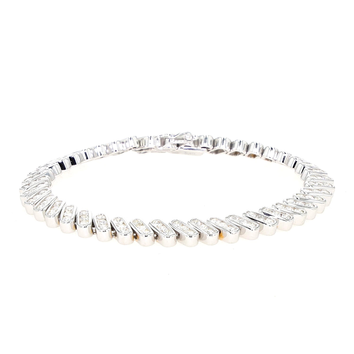 Tennisarmband in 585er Weißgold mit ca. 2,5 ct Brillanten, liegend geschlossen frontal leichte Draufsicht