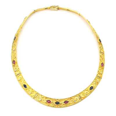Schweres luxuriöses Collier in 750er Gelbgold mit blauen Saphiren, Rubinen und Brillanten, liegend geschlossen